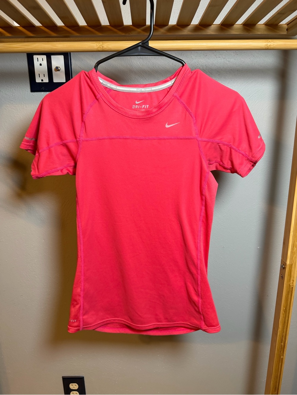 Nike Women's Hot Pink Short-Sleeve Dri-FIT Tee